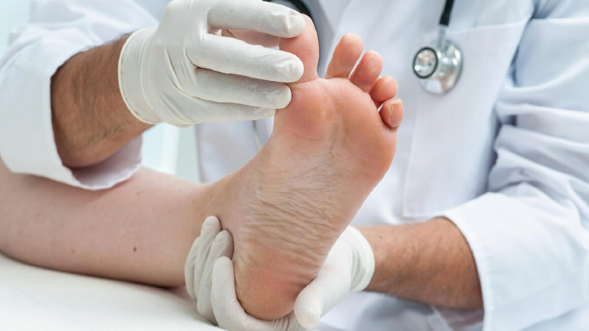 What is the difference between a chiropodist and a podiatrist?